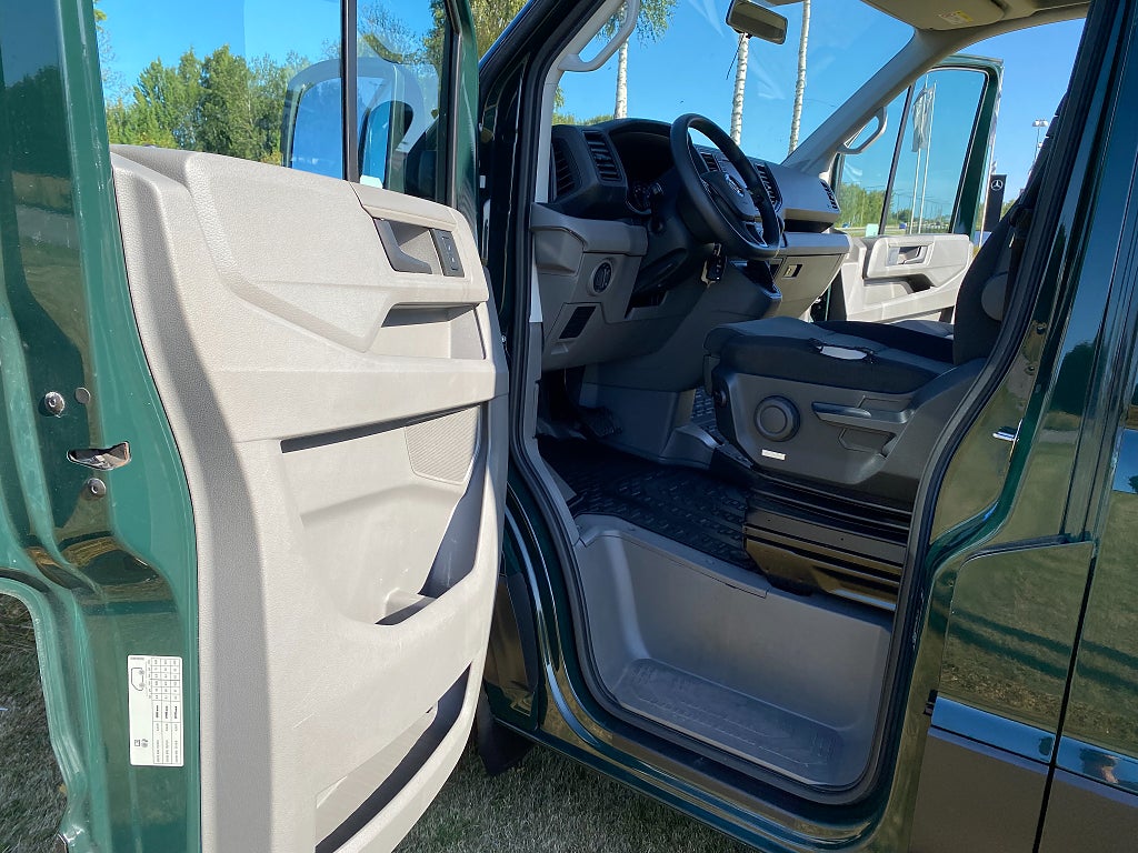 Car Image car-171815-e24928f4cdb64911be459e47bb510690