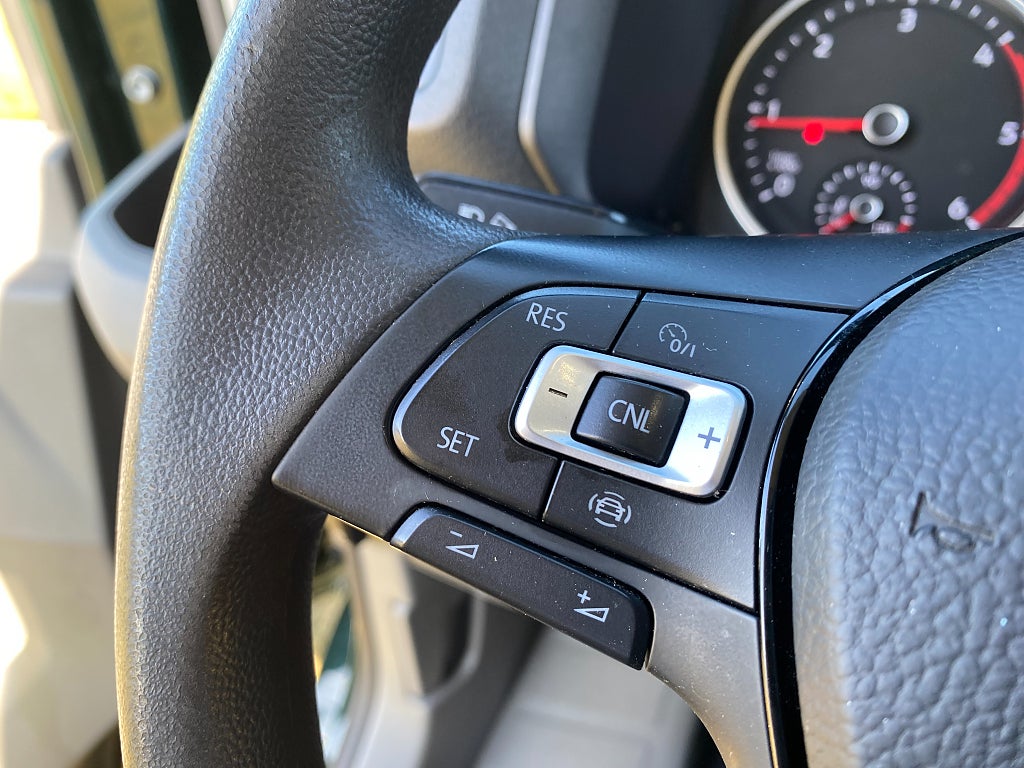 Car Image car-171815-f5ca6722f78b1b353b6e8c5adaab4852