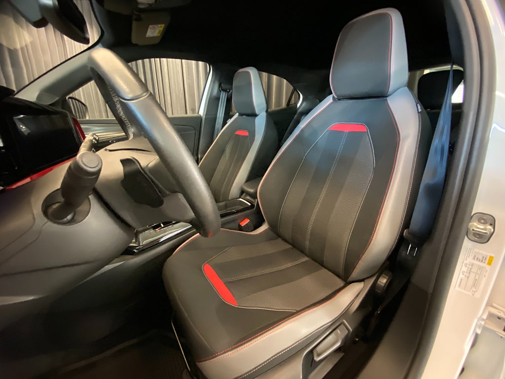 Car Image car-172233-7033b67dd4b234682cf5b6aeaeabfcc0