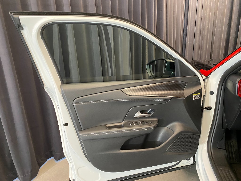 Car Image car-172233-96e8a6a42429372942dff01211ff4db8