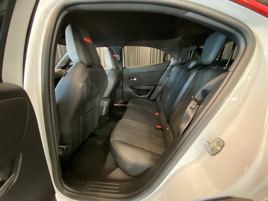 Car Image car-172233-c1e44ae3057e28227cfb09c3f75aec9b