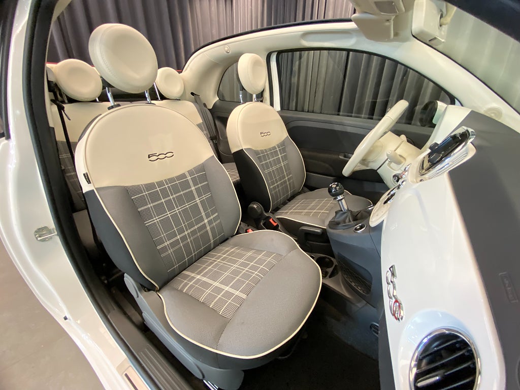 Car Image car-172235-204b9073ad034bd35a8104e178c05841