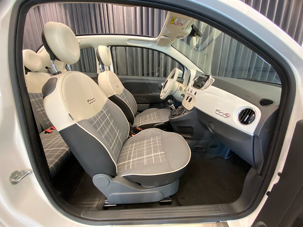 Car Image car-172235-9356821a7659514ff7cf1ed2f1c3f511