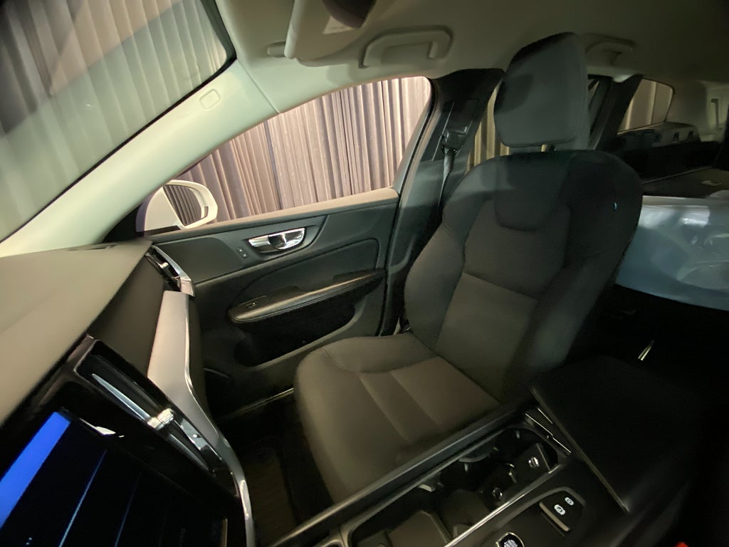 Car Image car-172705-cf527847787a5f4574534cb2072cc0fc