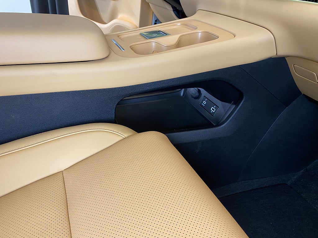 Car Image car-173063-0f4a1be0dbb4b90662347e43a472e77e
