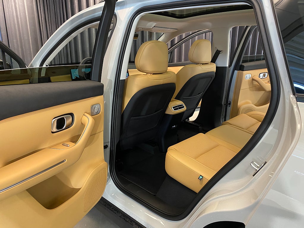 Car Image car-173063-318007cf2f0c2b9ed56877fddfd1a9bd