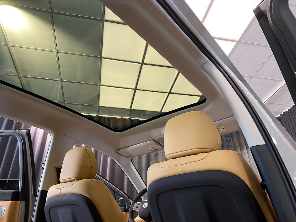 Car Image car-173063-5c698133bd2204b62e026ae7b8d4de9d