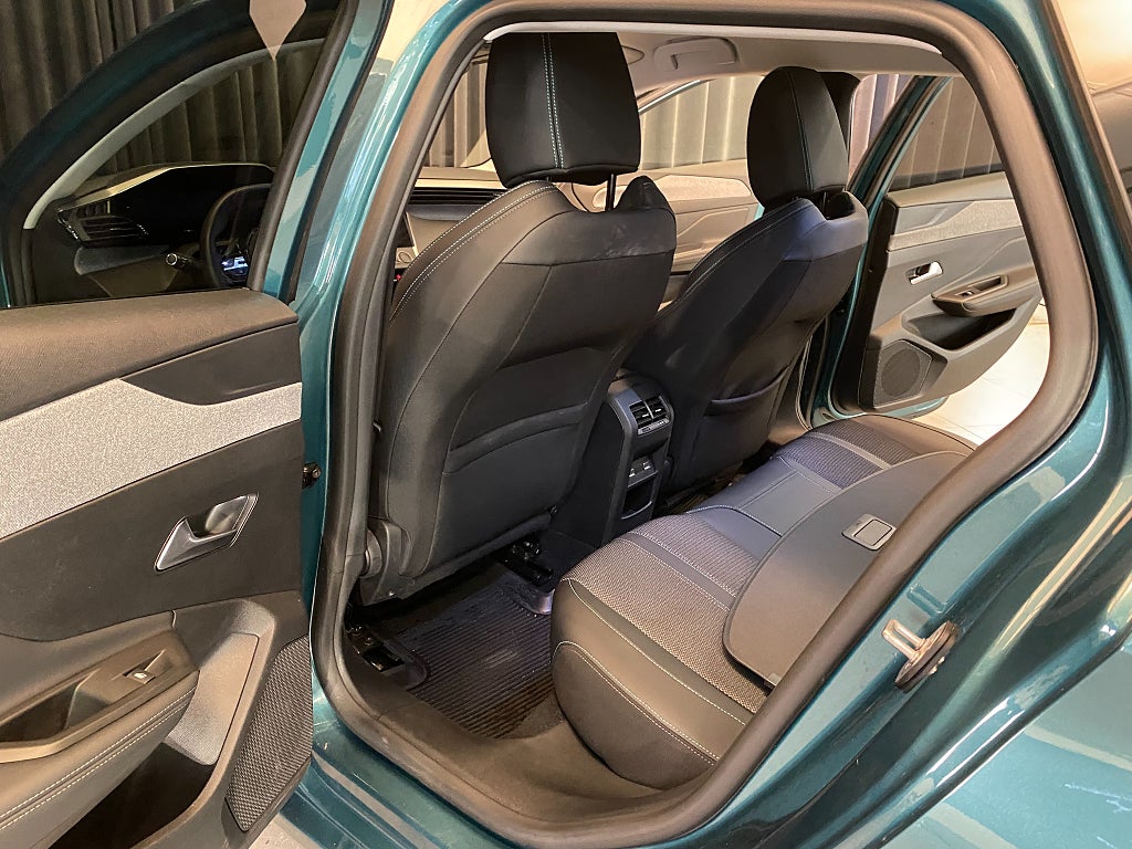 Car Image car-173168-73f6e046cc06bdd2e4d25775e3e78551