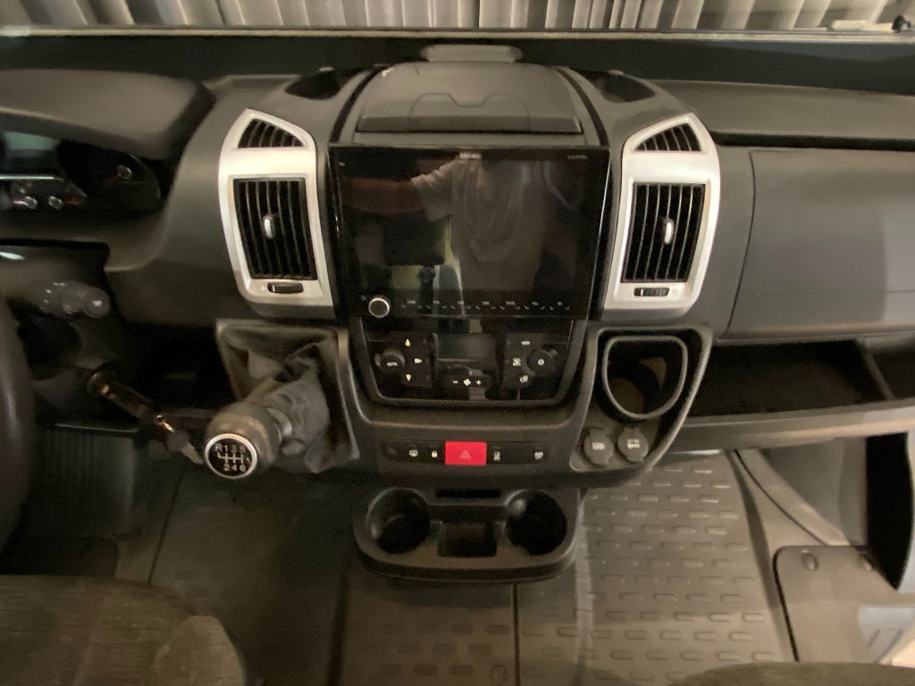 Car Image car-173235-029ca2e375adb34a6055f156beb4e299