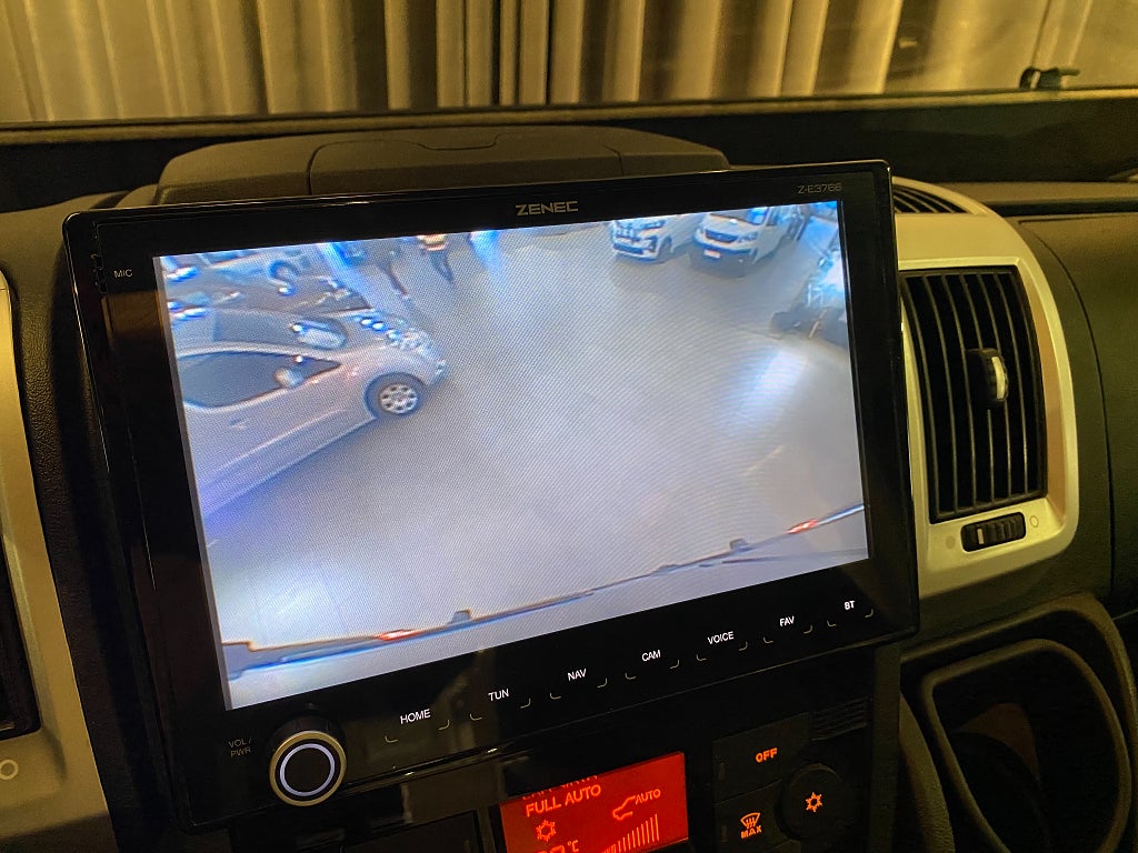 Car Image car-173235-255f0717ebe24fc54bfa551ce3b57a44