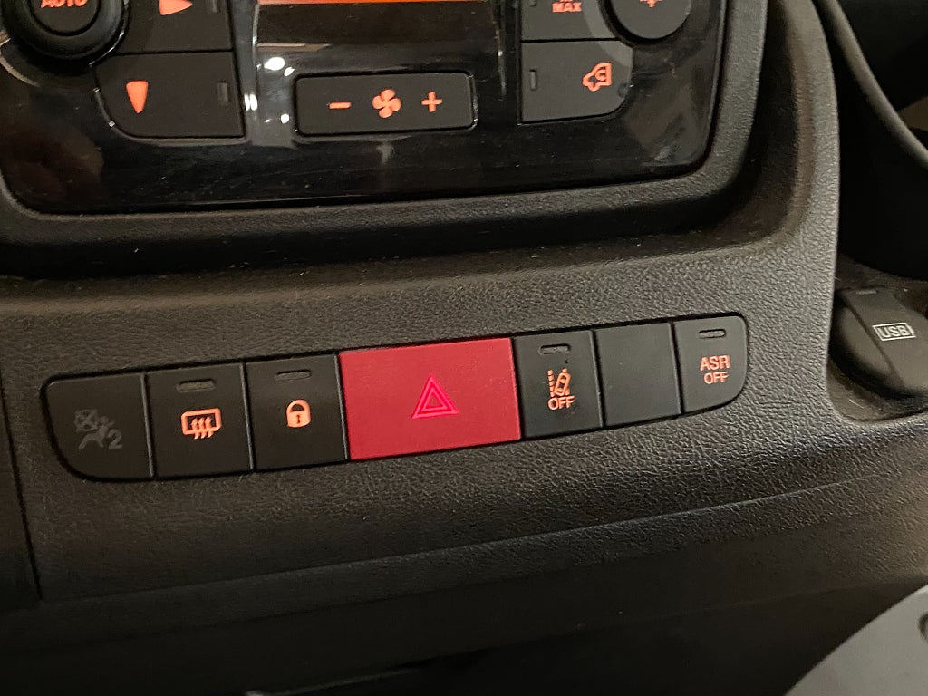 Car Image car-173235-6e8108d8b3bc22c89a72f2ec5bdfc468