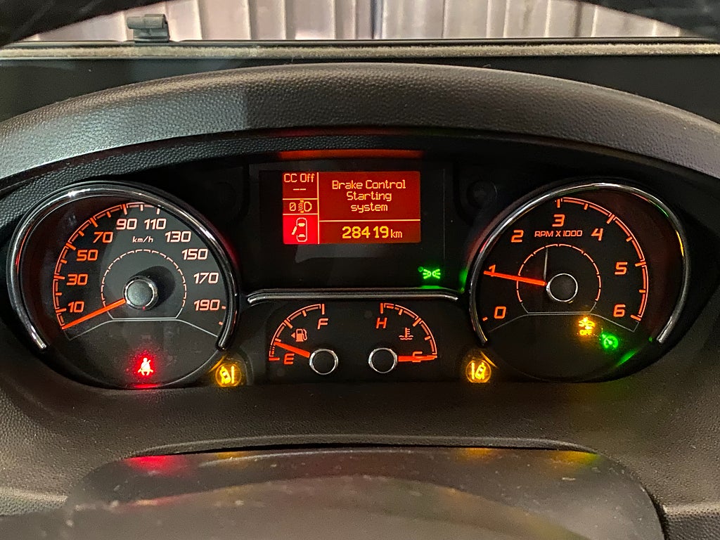 Car Image car-173235-72e840b474e2d7f54bd4fe90b287f0e0