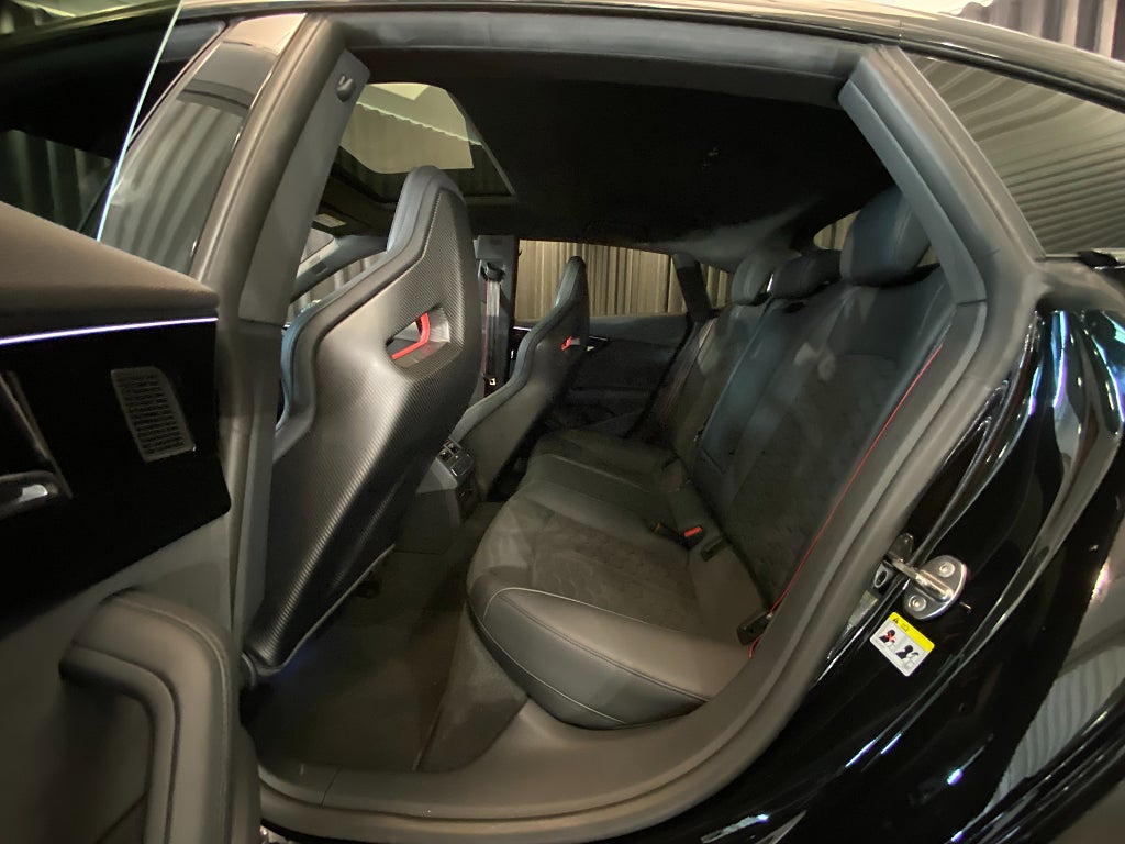 Car Image car-173237-1f1c061951517acefcc05945347284d3