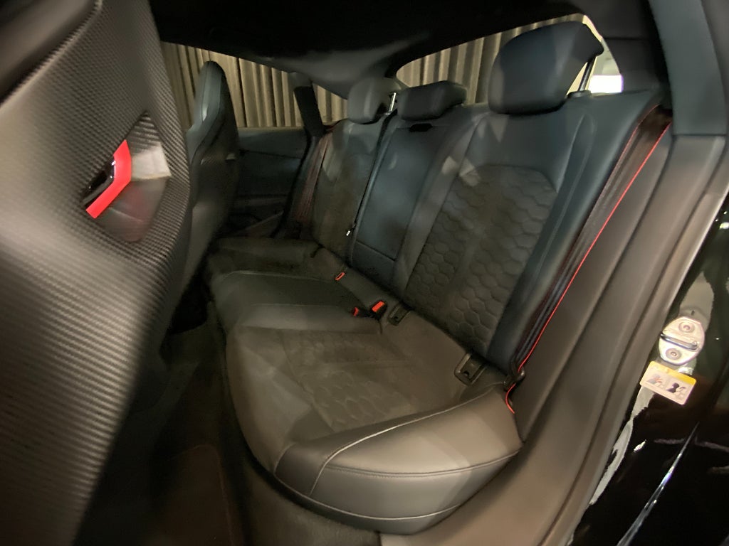 Car Image car-173237-b284f810f2a773dc0ed83ac70e0cc3d0