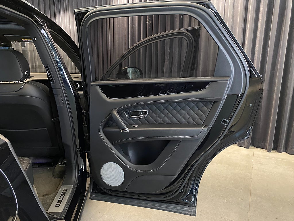 Car Image car-173239-6c5fa4a904d9a182ca8af8d13c9c0d56
