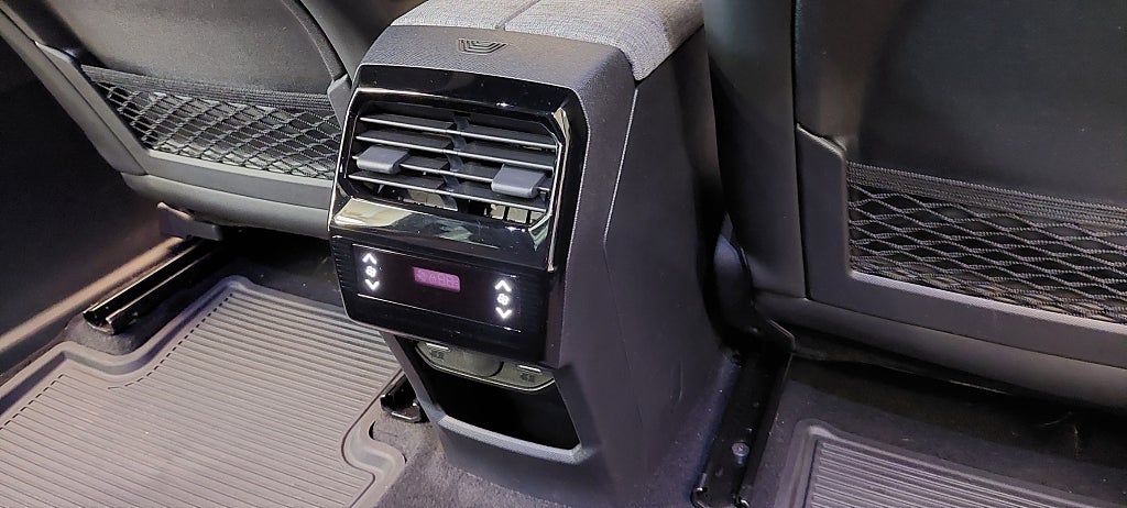 Car Image car-173767-f45afd2a471ea2ef36ae2e4dec674558