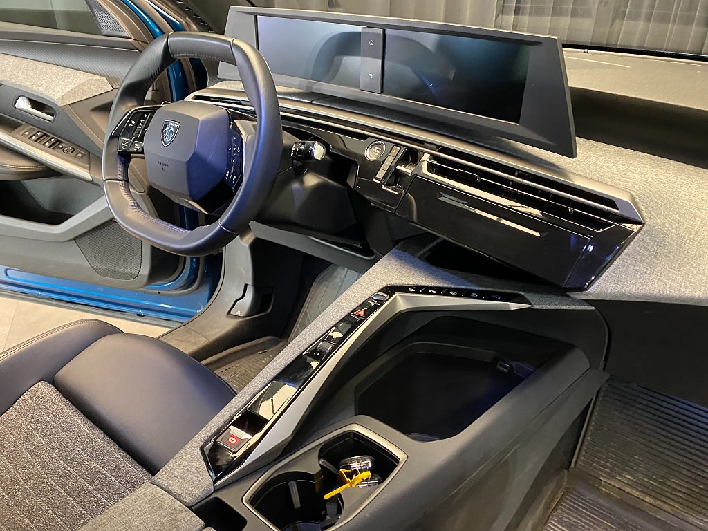 Car Image car-174238-d95d76cc7976fe4f0b1fb0b7d80d1869