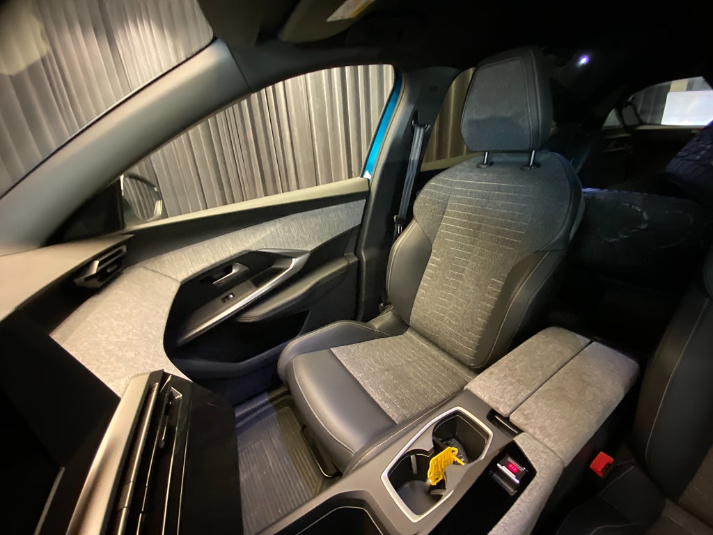 Car Image car-174238-fb3967d0e756d916a96900952c2cb00c
