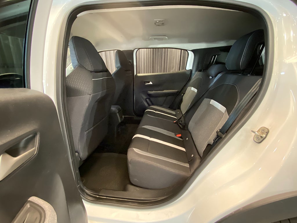 Car Image car-174242-428e2d89c21491028c83b09e33ad3209
