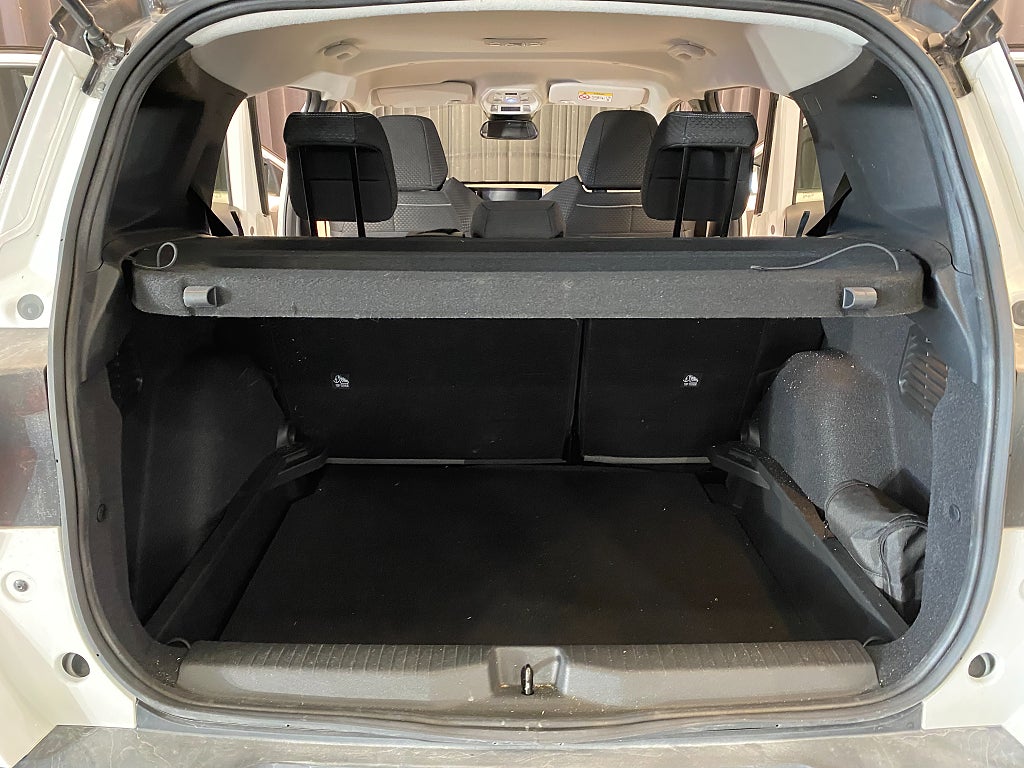 Car Image car-174242-4e8c02cb7584e9e0a2db25ab7d93120e