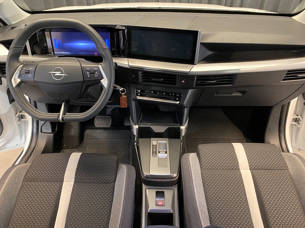 Car Image car-174242-e28abb09633276954b5631890312df1f