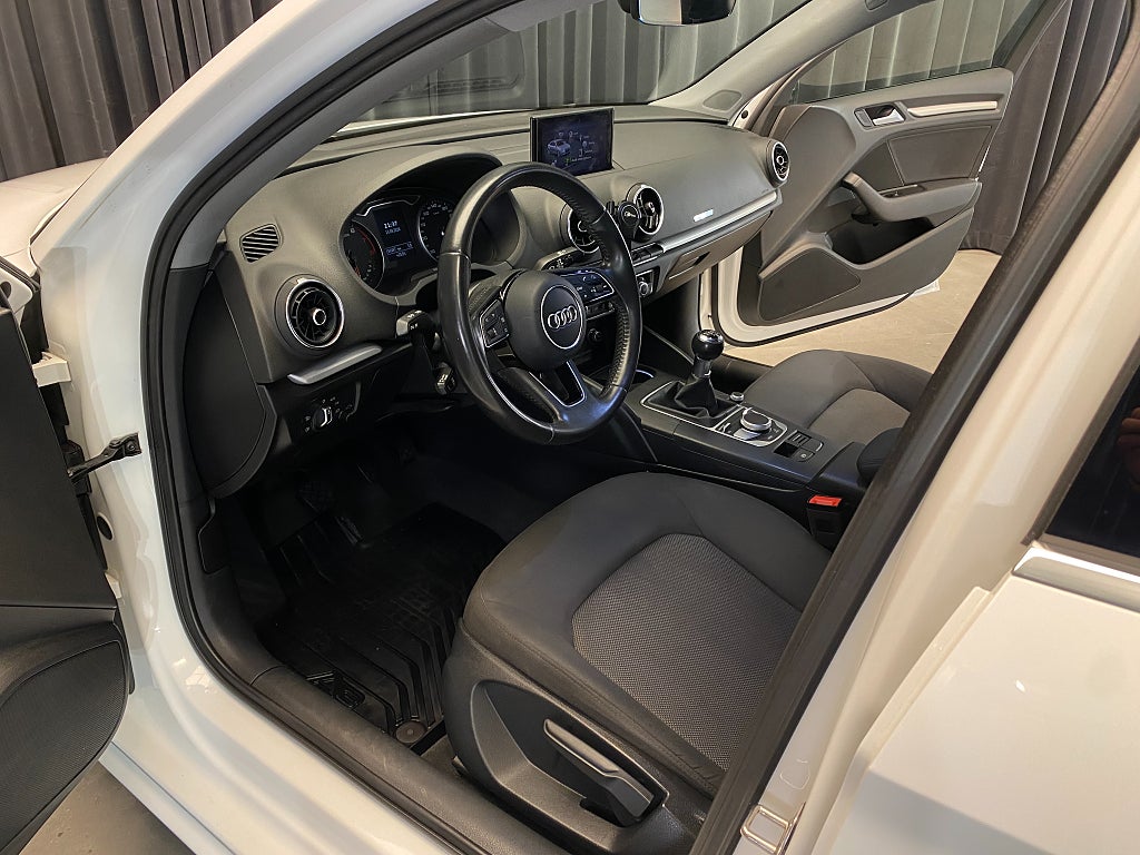 Car Image car-174319-1d8168d1bf40f58707c38cdb329f1764