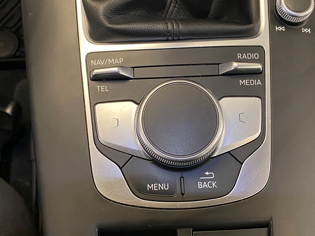 Car Image car-174319-810e0ea38dbdc5796065b5b48733b17a
