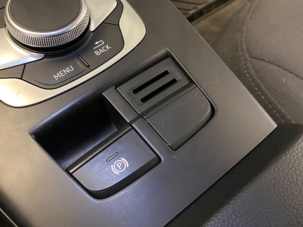 Car Image car-174319-8cf080047ae3b3d4ce9f840e20ea091f