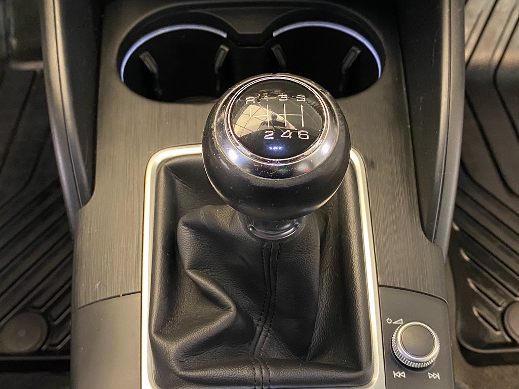 Car Image car-174319-c190169ef02add2081cb56c1836d5676