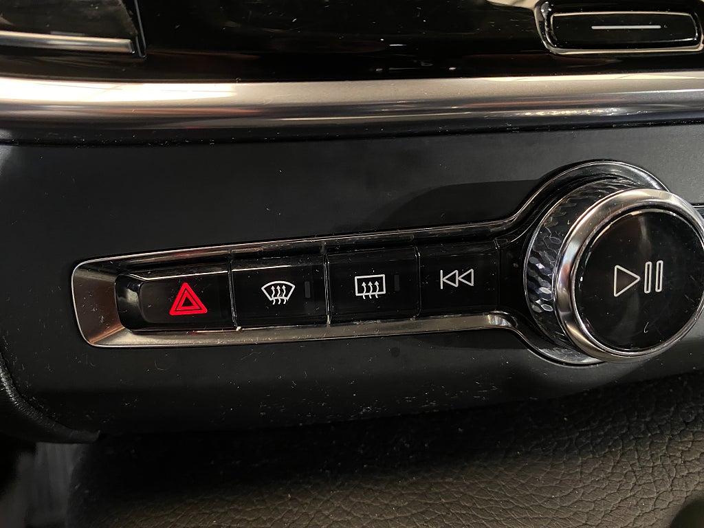 Car Image car-175014-40f1636e807421a10fc64c5453b263e6