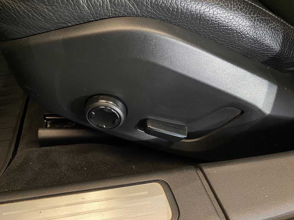 Car Image car-175014-f9fd5b7f5b70cf85c4b804227eb2df6e