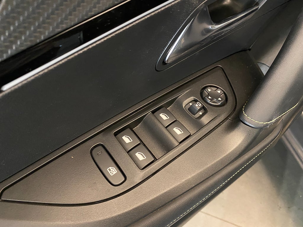 Car Image car-175124-7061e27bbde6ba81e7bbd503d8fcbb2f