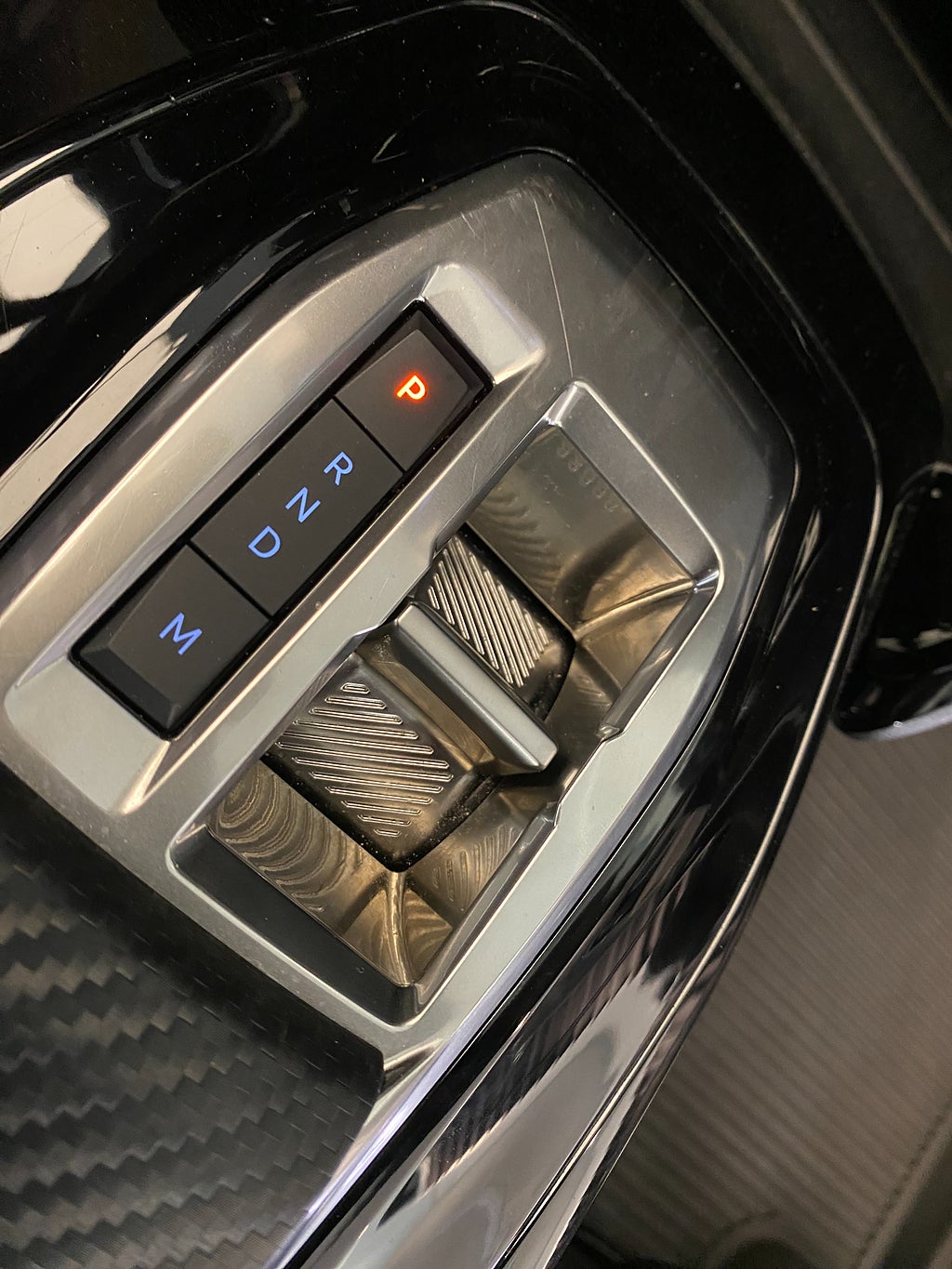 Car Image car-175124-e93eb693b3e734695f6b24410051327f
