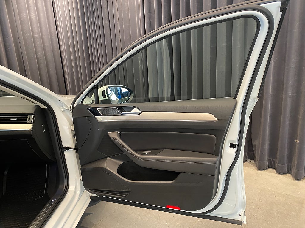 Car Image car-175193-66b31de7326fa6cb8dca96c384f08ab3