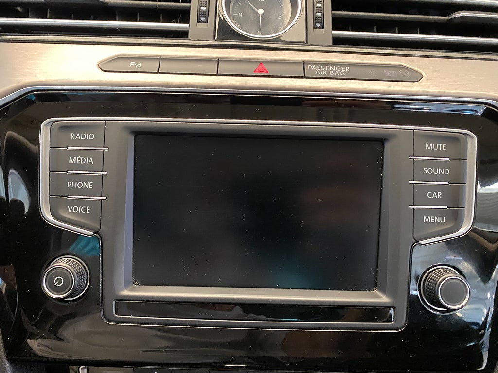 Car Image car-175193-a40024b6eeedbfedce64bd91e99e7c00