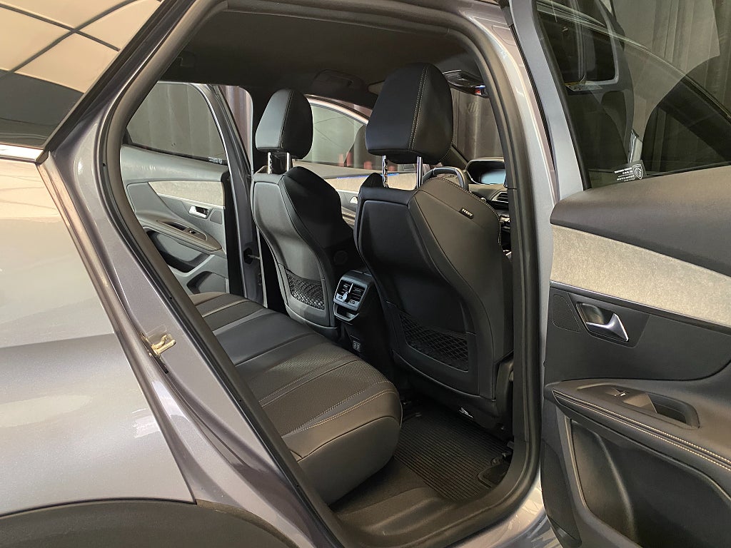 Car Image car-175599-1117df9b08601da643ffb56d22e4ea5b