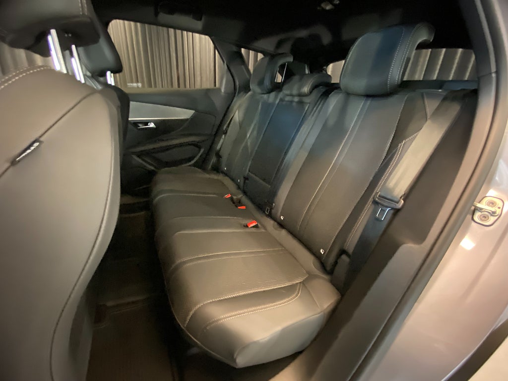 Car Image car-175599-50d2fb377b8fe8c76b1d20fc9760cd3e