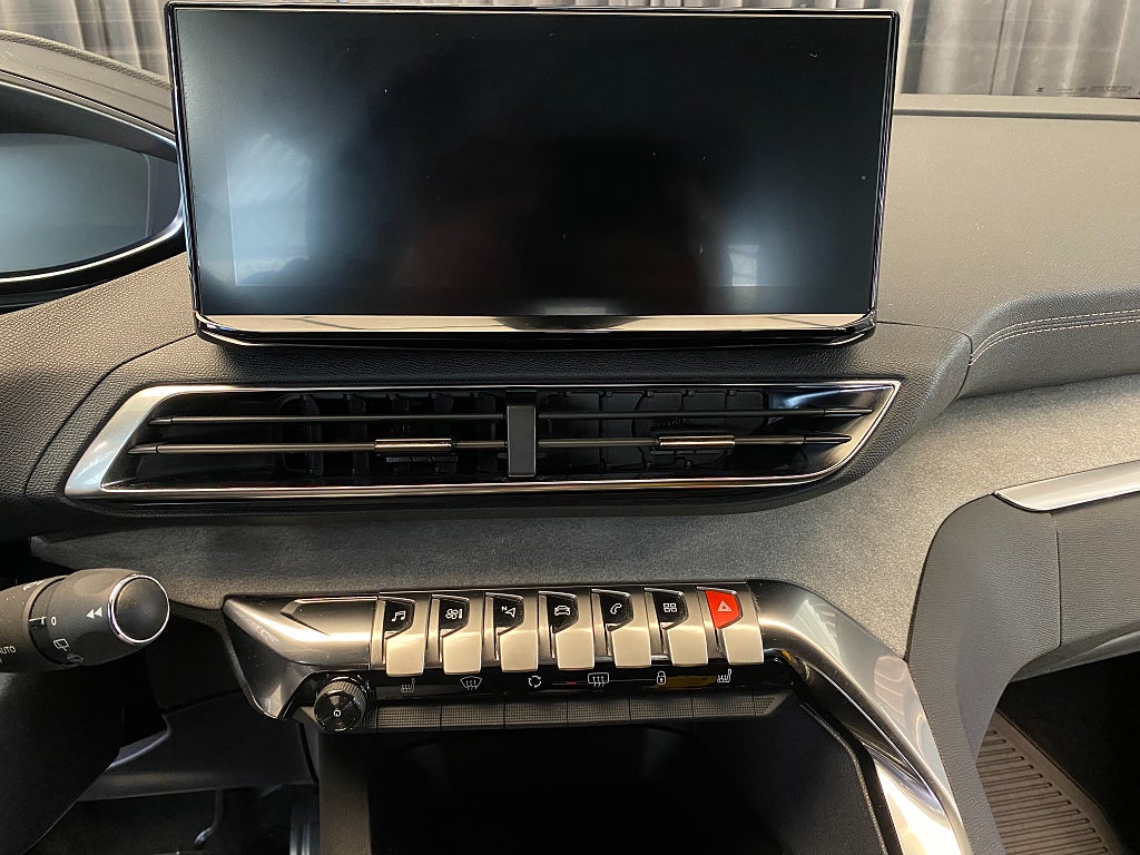Car Image car-175599-b96176ca4c73fd6744f724d30249df0d