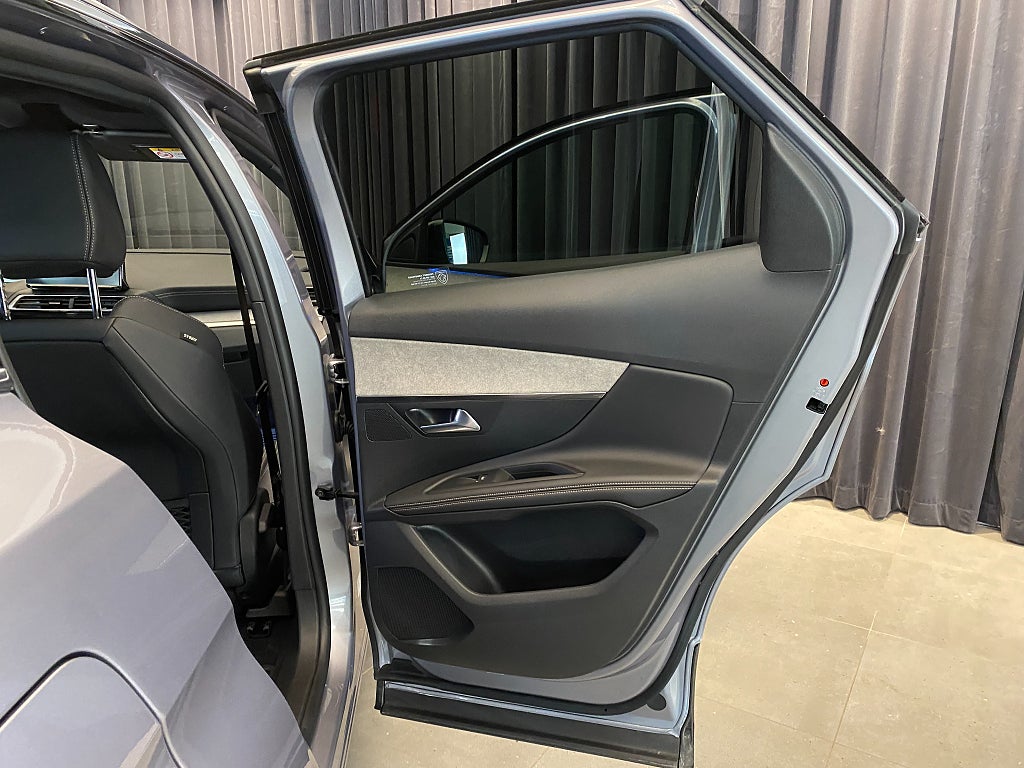 Car Image car-175599-e3f8f88a6c324553952e9b063d8095a5