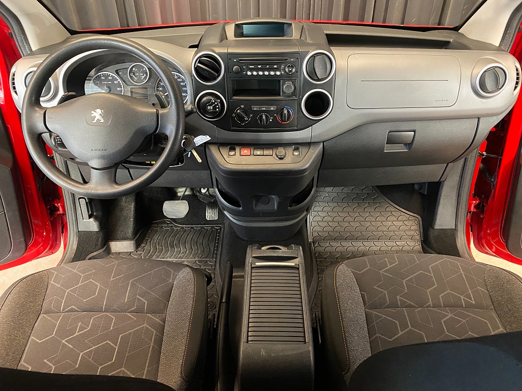 Car Image car-175604-9b8a44bebb8f8e039cf82061affd3e53