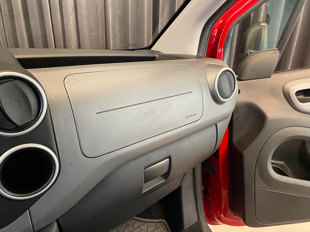 Car Image car-175604-f2cc231ed6c7e9bac5a717a8a0289eeb