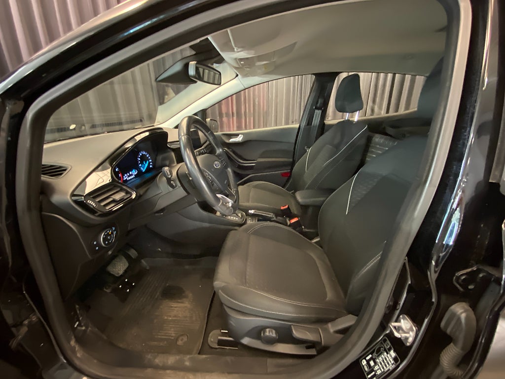 Car Image car-175606-22bd86fa2298fd3a3383bcfd7b33308d