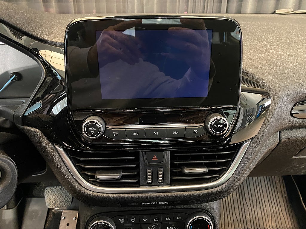 Car Image car-175606-5d836ba5b331e02360f6b020b2d5fc11