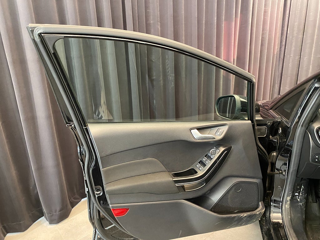 Car Image car-175606-eb1d71bc6162fde6752bc61bf1b6533f