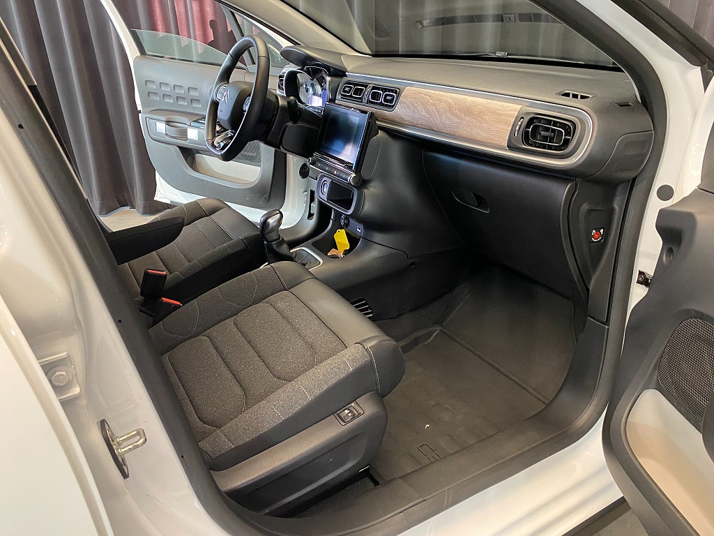 Car Image car-175609-0d660f17bea0dfbc0761f7b3812e973a