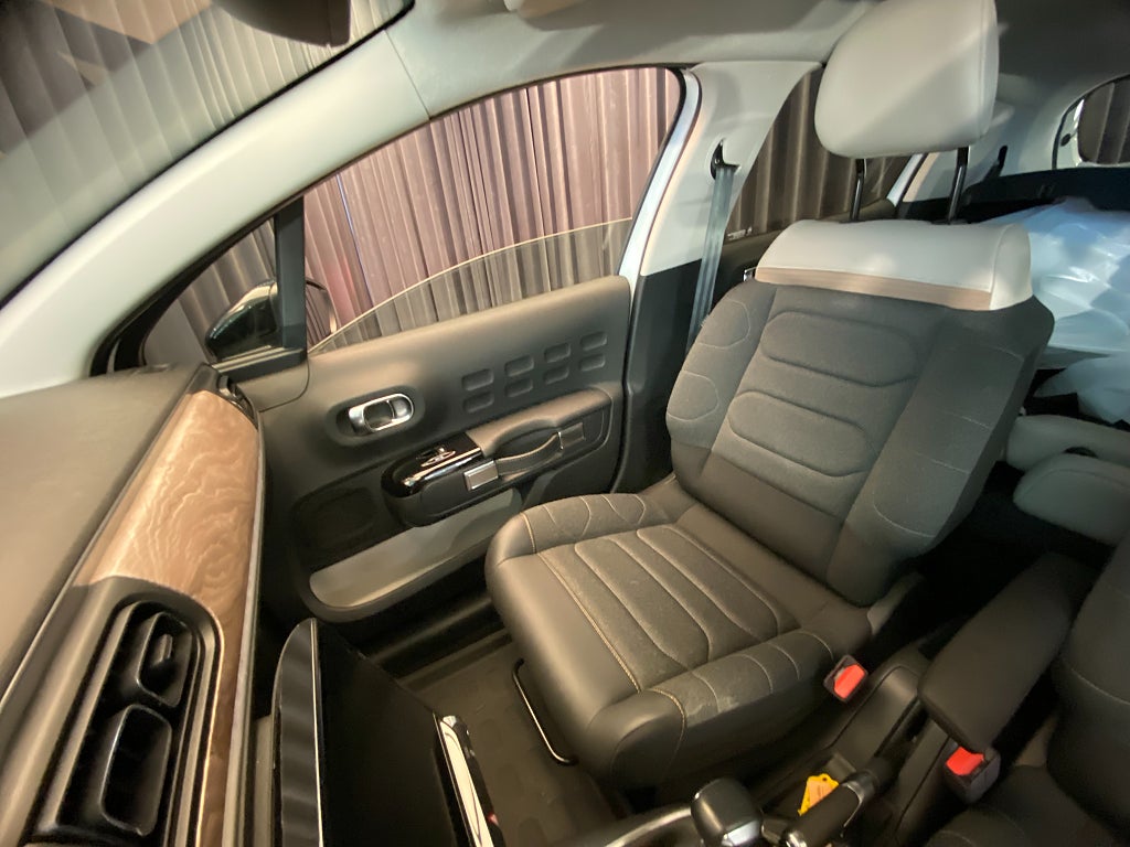 Car Image car-175609-fc8d96256b75c409524b90828606d211