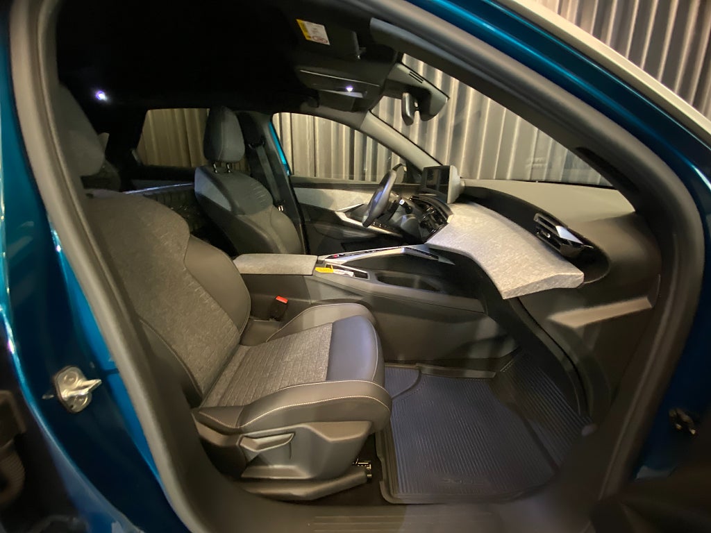 Car Image car-175786-63f06e46071d1d3eeccfff4861b3f76b