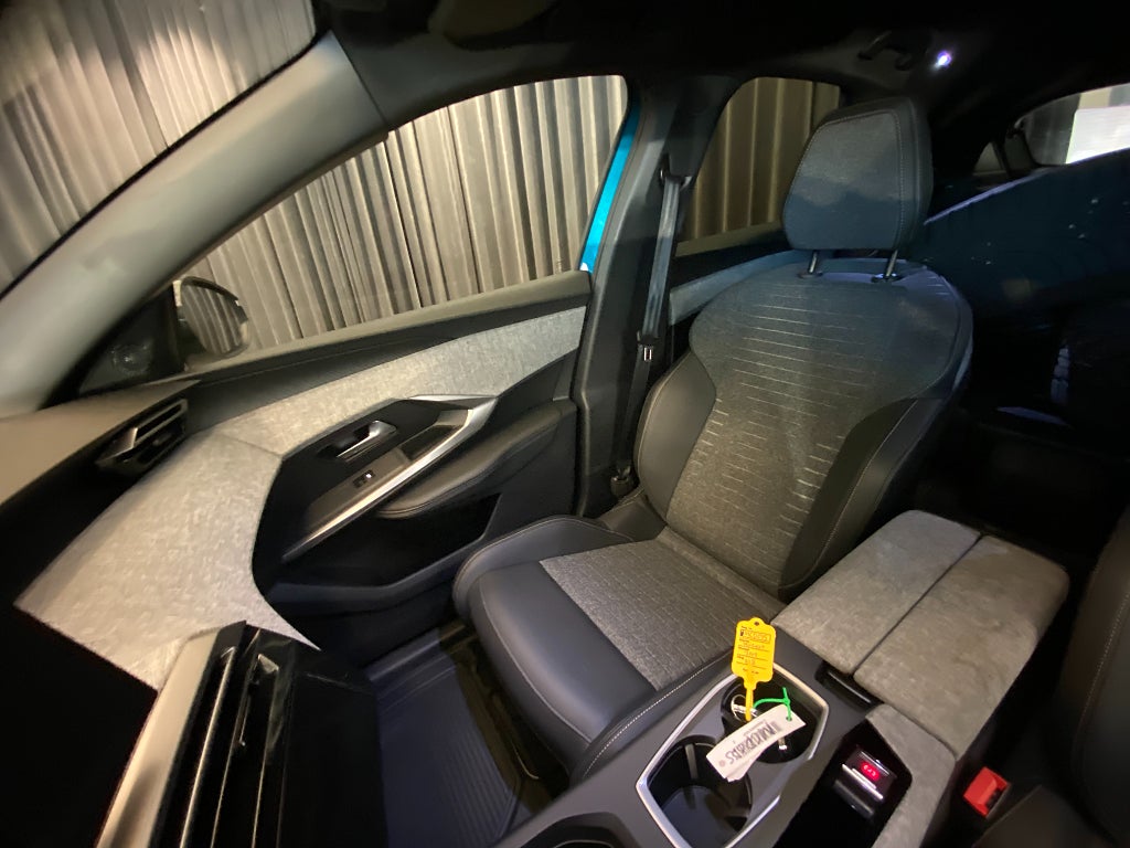 Car Image car-175786-725190f38fbb56db890e1cb2aacb3b22