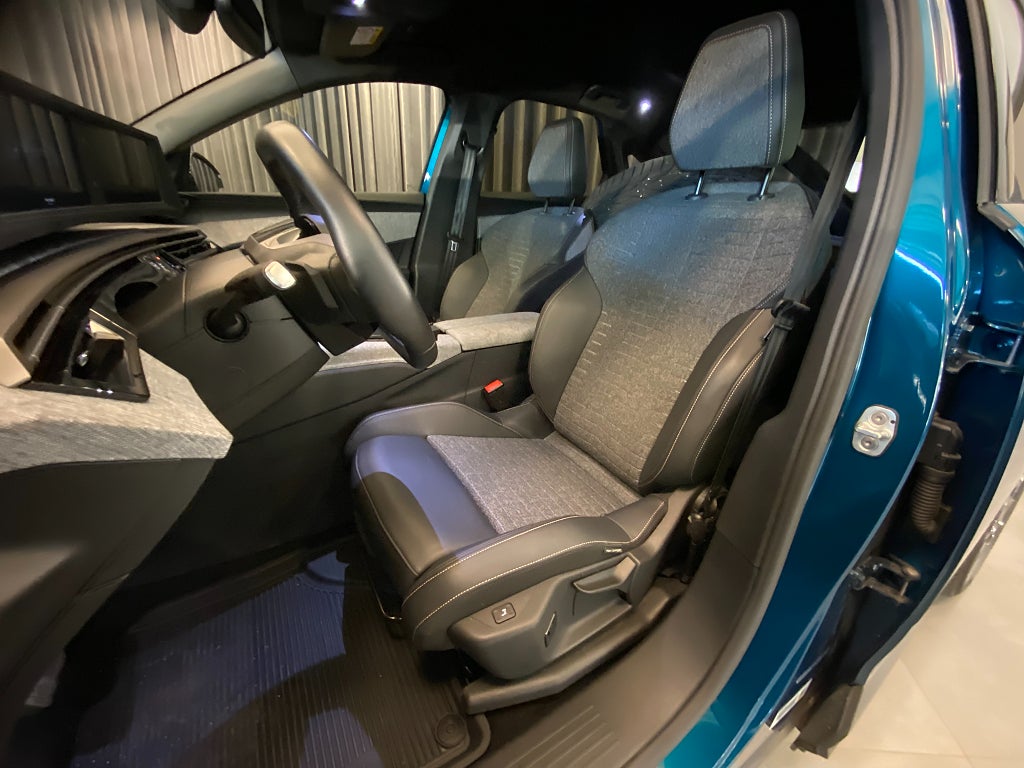 Car Image car-175786-ffac73598c5204cffd9f56111b31210f