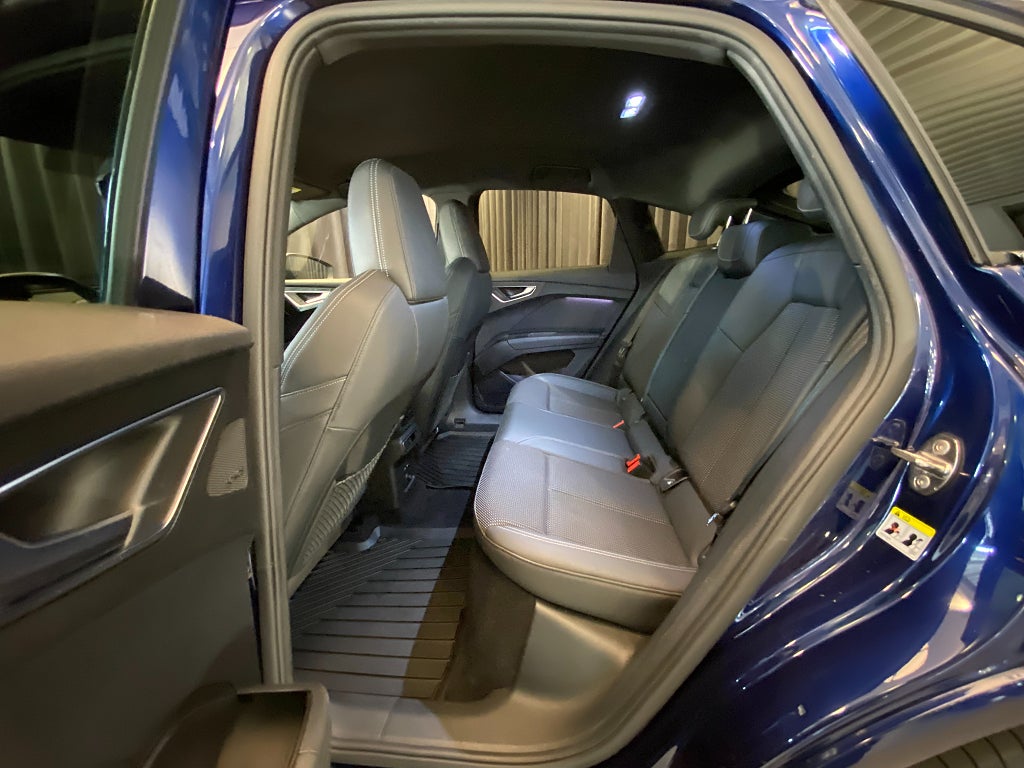 Car Image car-175911-82574a25fd943a94e05265d154d62699